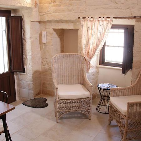 Вилла Il Trullo Di Giada E Mattia Альберобелло Экстерьер фото