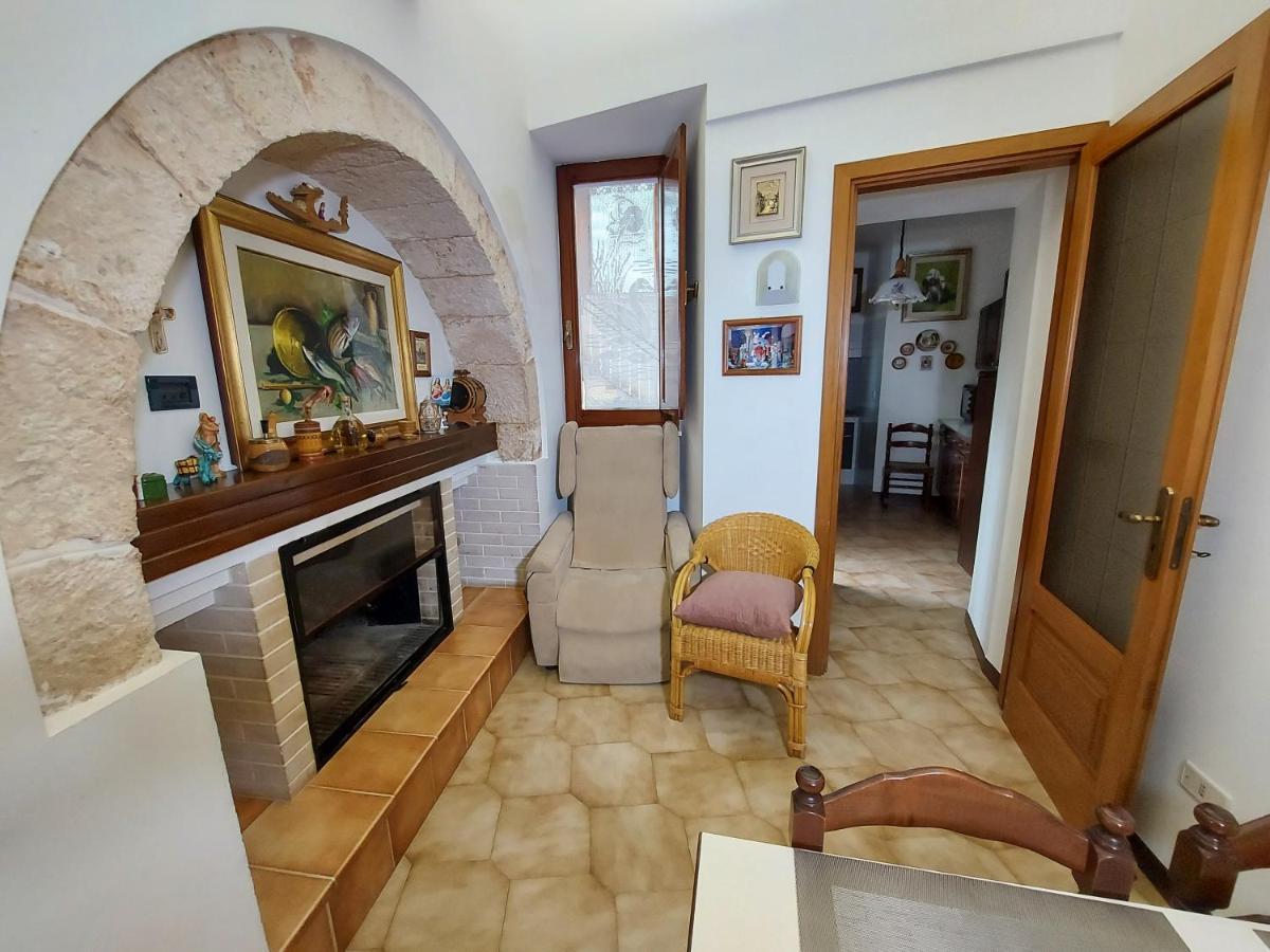 Вилла Il Trullo Di Giada E Mattia Альберобелло Экстерьер фото