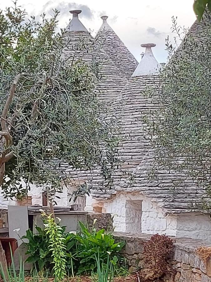 Вилла Il Trullo Di Giada E Mattia Альберобелло Экстерьер фото